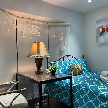 Btn Family-Style Bustling Area Self-Check-In So Fast Fiber Net Free Parking Daire Toronto Dış mekan fotoğraf